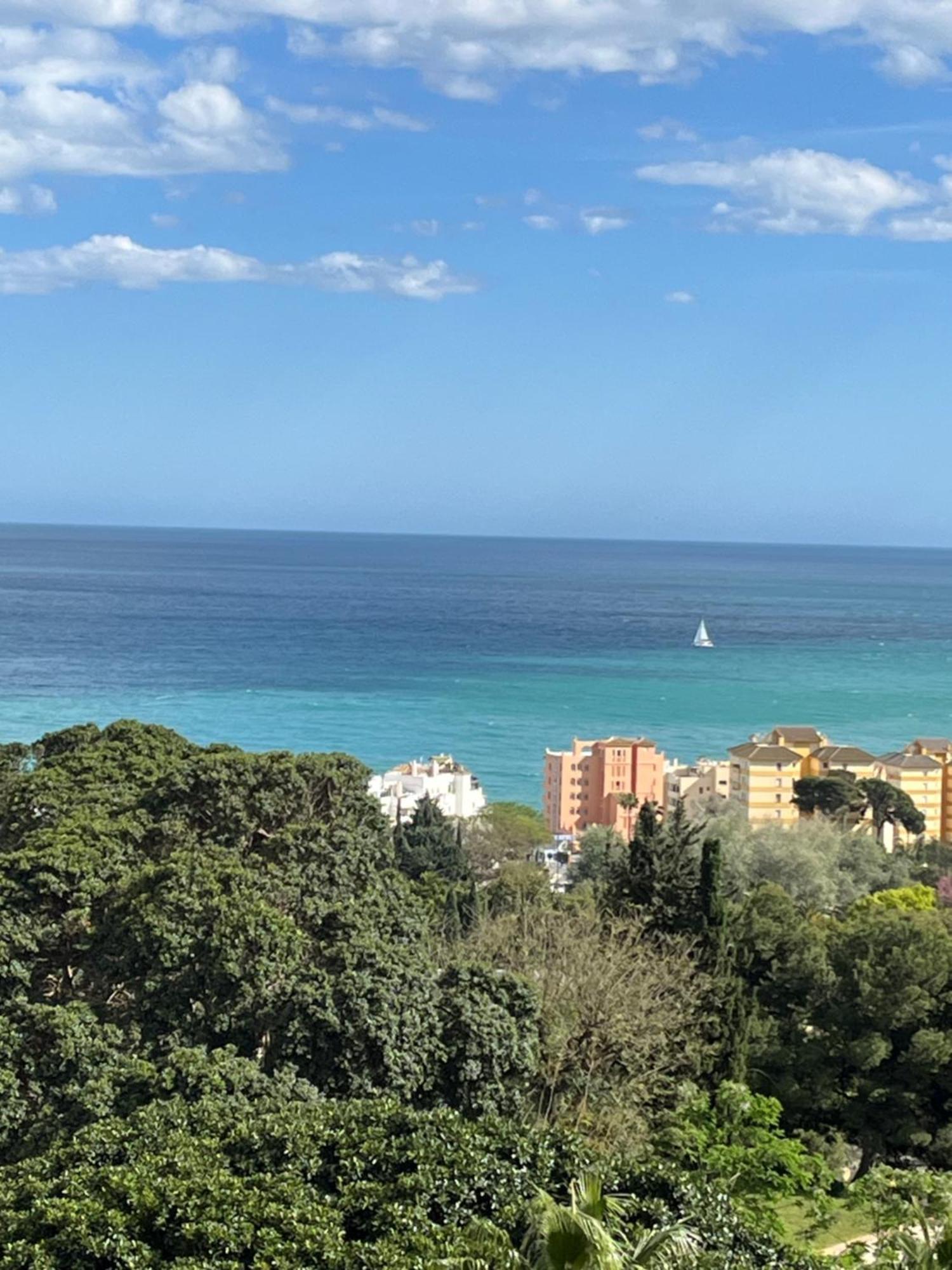 Apartment Coastal Feeling, Sea Views & Pools Apt Hercules Benalmádena